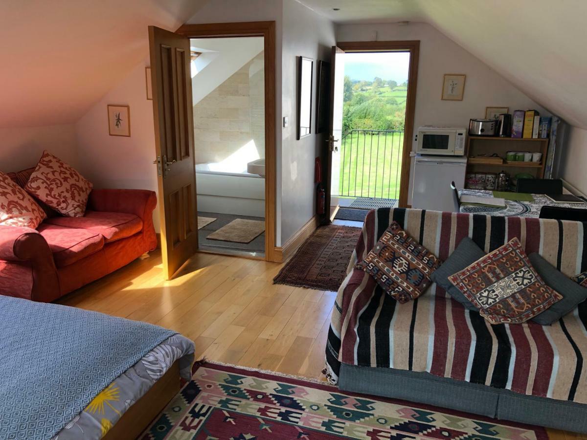 Rural Long Term Accommodation Hillsborough Exterior foto